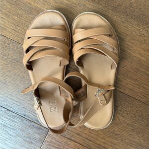 Gently used Zara leather sandal. Size 12US/31EU